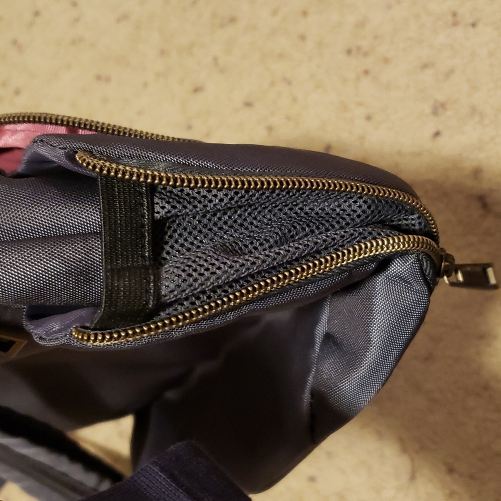 Travelon Gray Bag - Picture 6 of 13